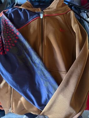 Nike Brown and Navy Zip-Up Hoodie with Red Accents
